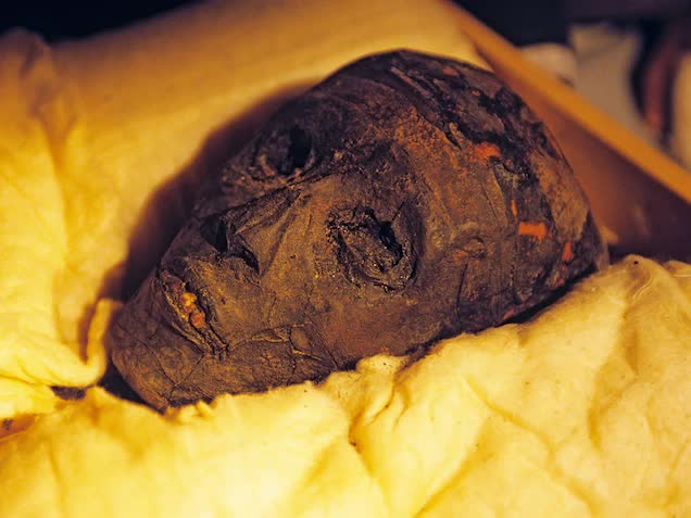 Mở quan tài vua Ai Cập, cả đội khảo cổ đều lần lượt qua đời kỳ lạ: Tưởng dính "lời nguyền chết chóc" nhưng sự thật mãi về sau mới hé lộ
