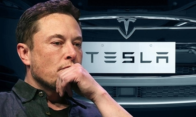 Cổ phiếu của Tesla lao dốc - ElonMusk có khả năng mất quyền kiểm soát Tesla