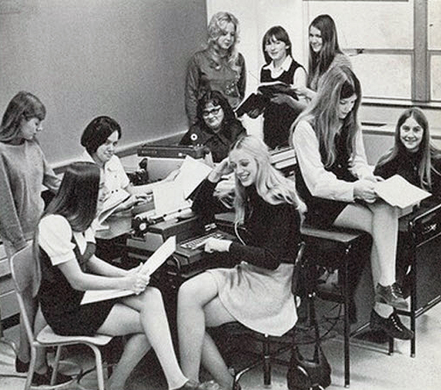 Photos Mini Skirts in the Classroom in the Past _ Nostalgic US Treasures
