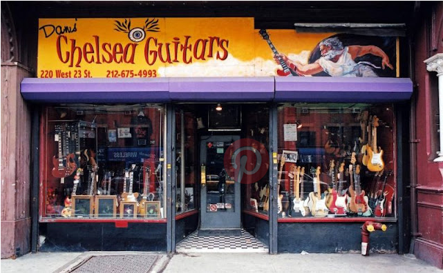 The Disappearing Face of New York: 27 Wonderful Photos of Old Storefronts in New York _ us