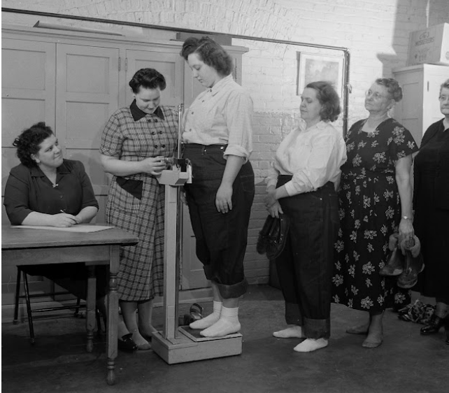 Long Before Weight Watchers and Jenny Craig: How the ‘Fat Ladies Non-Anonymous Club’ Revolutionized Weight Loss in the 1950s _ US