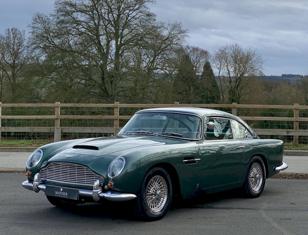  Aston Martin produced just over 1,000 units of the DB5, making it a relatively rare vehicle. 