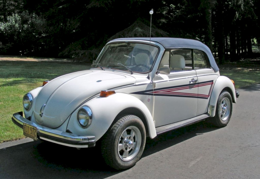 The 1976 Volkswagen Beetle is an automotive icon, representing the culmination of decades of design, engineering, and production history. 