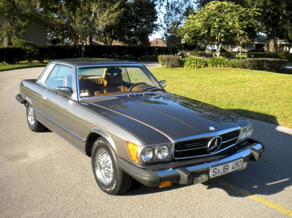 The 1979 Mercedes-Benz 450SL is a classic luxury convertible that exemplifies the craftsmanship, elegance, and engineering excellence of the Mercedes-Benz brand.