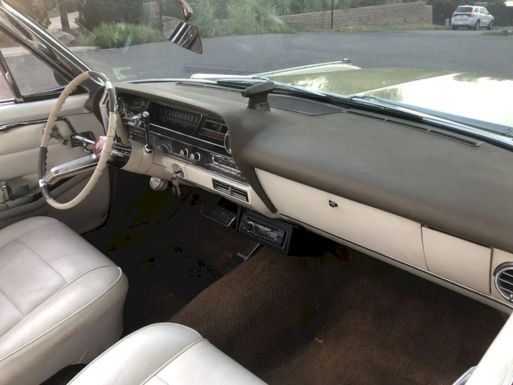 The 1963 Cadillac Series 62 featured an advanced suspension system that provided a comfortable and well-cushioned ride.