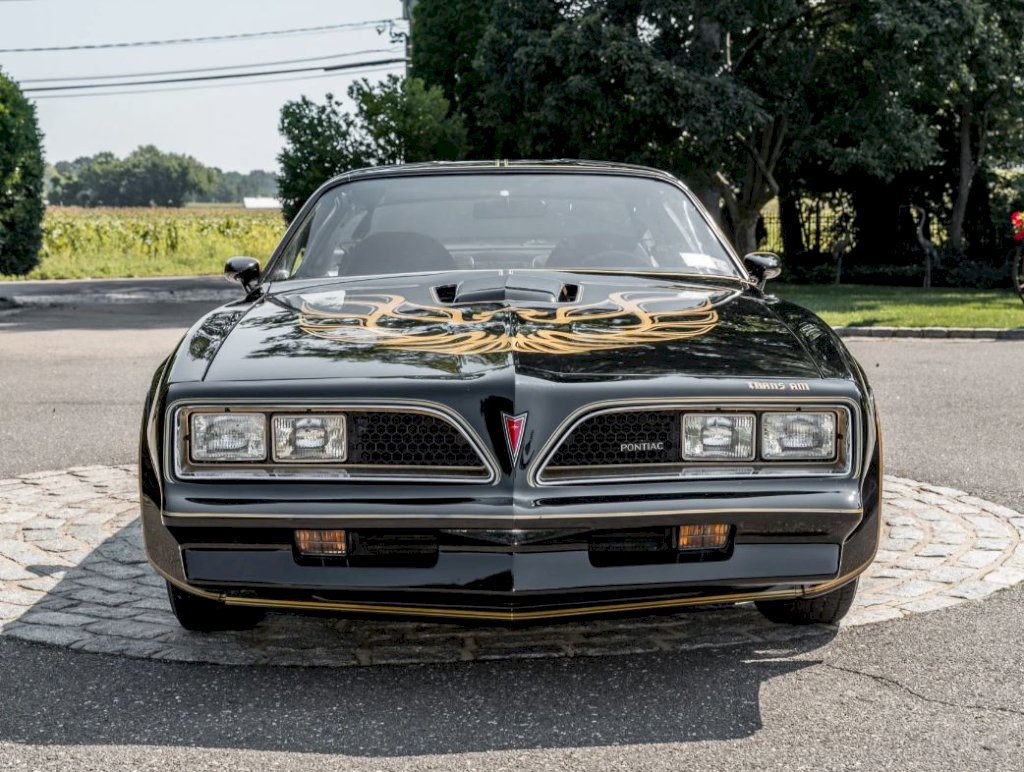The 1977 Pontiac Firebird experienced strong sales and production numbers, fueled by its distinctive design, performance capabilities, and the widespread popularity of American muscle cars during the time. 