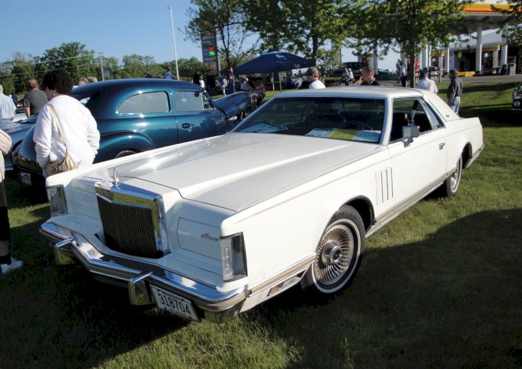 the 1979 Lincoln Continental Mark V is a highly desirable classic car, with well-preserved examples commanding premium prices in the collector's market.