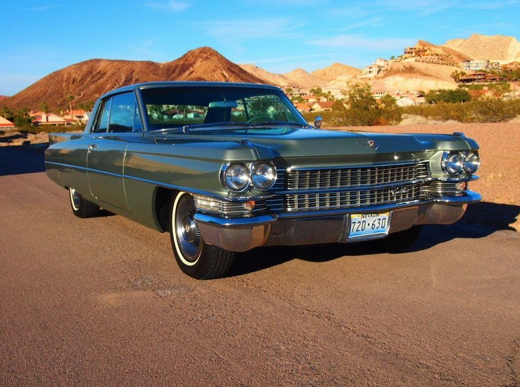 The 1963 Cadillac Series 62 was a classic luxury car produced by the iconic American automaker Cadillac. 