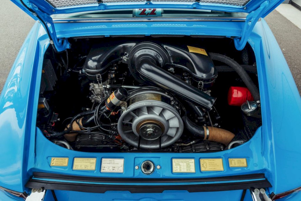 One of the most significant changes for the 1970 Porsche 911 was the introduction of a larger, more powerful engine. 