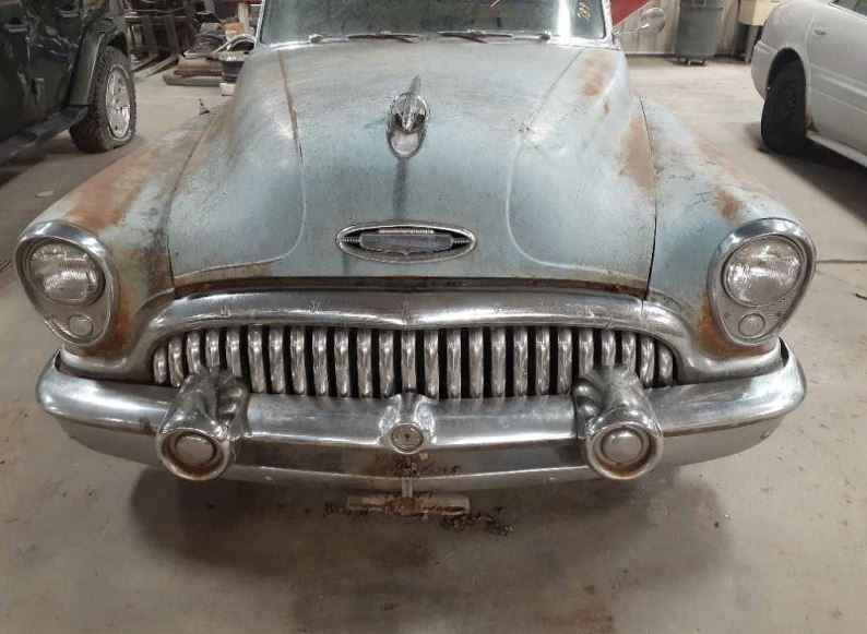 With unwavering dedication, Henry spent countless hours researching the Roadmaster's history, tracking down hard-to-find parts, and painstakingly restoring the car to its original condition. 