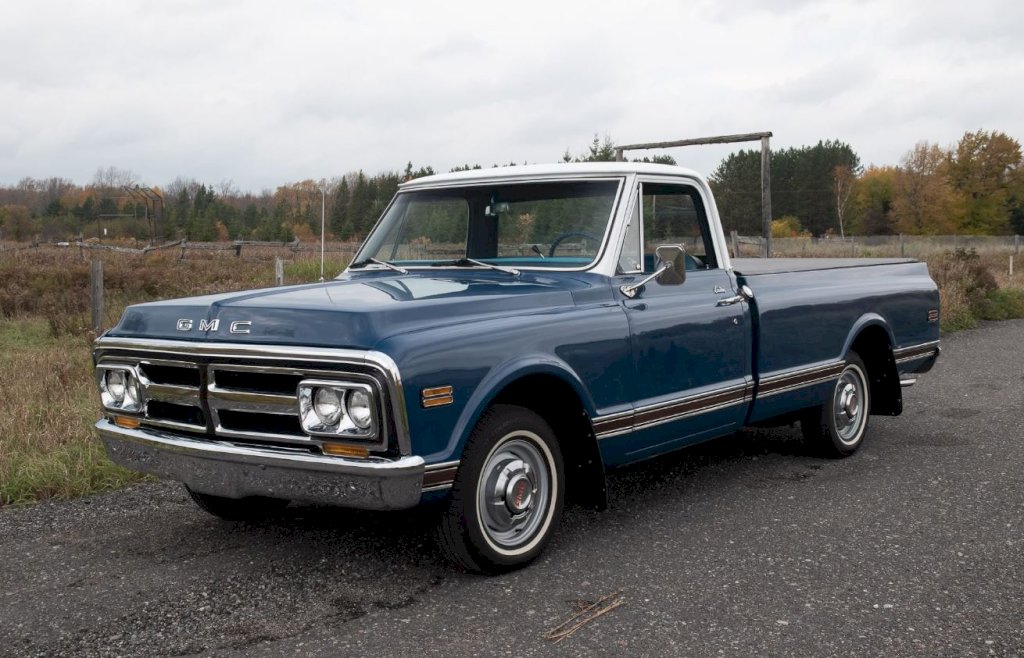 The late 1960s marked a shift in design for GMC trucks, as the company started moving away from the rounded, curvaceous body styles of the 1950s.