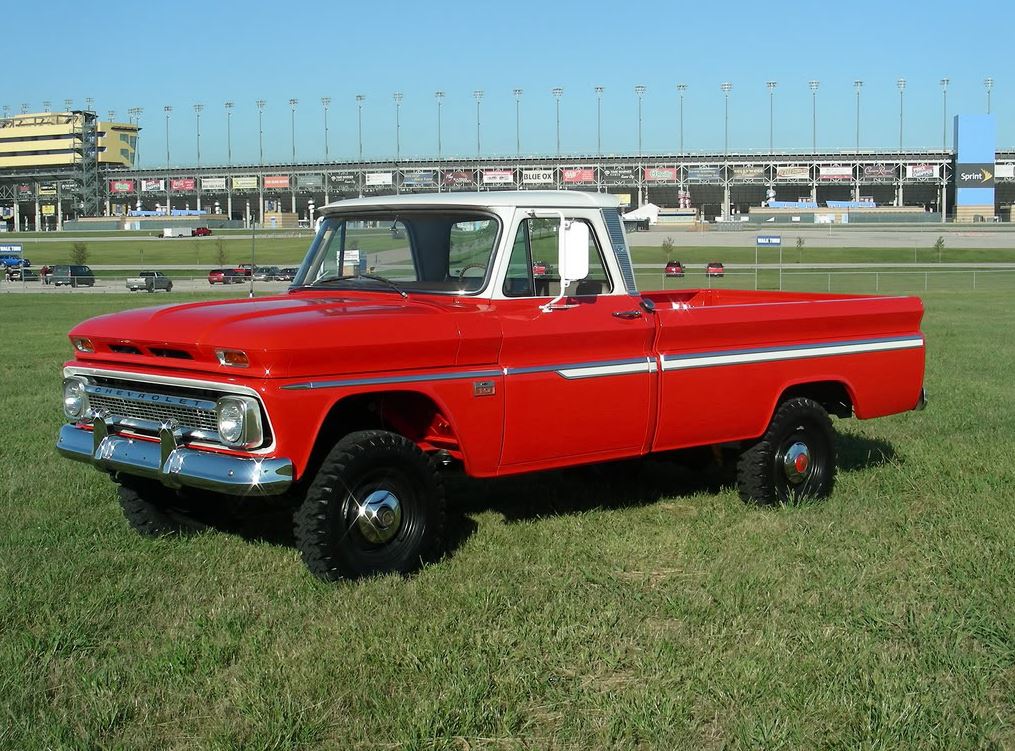 The C20 and K20 were the three-quarter-ton pickup models, offering heavier-duty capabilities compared to the C10 and K10.