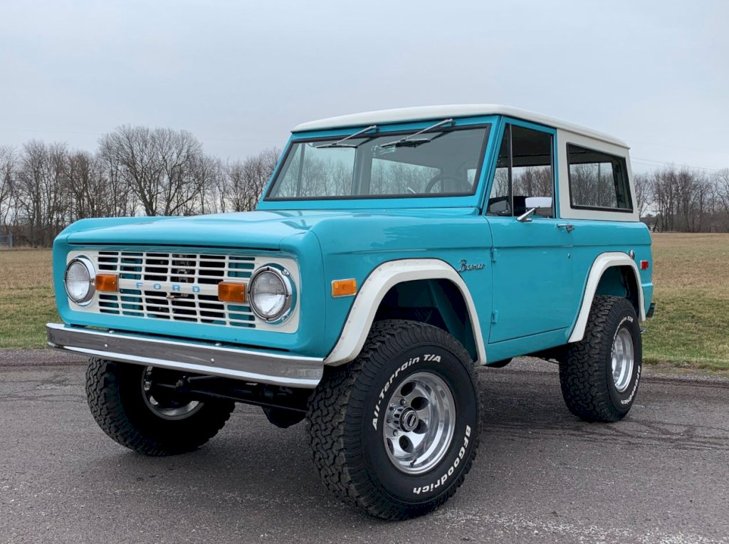 1972-Ford-Bronco