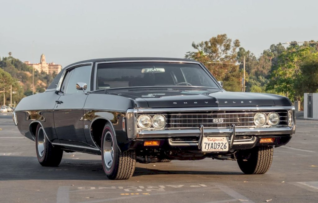 1969-Chevrolet-Impala-SS-427