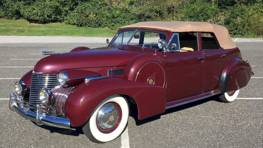 The-1940-Cadillac-Series-62